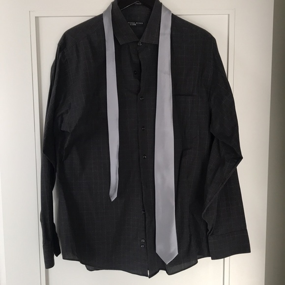 Like New! 100% Silk Tie Calvin Klein Gray Slim - Picture 2 of 5